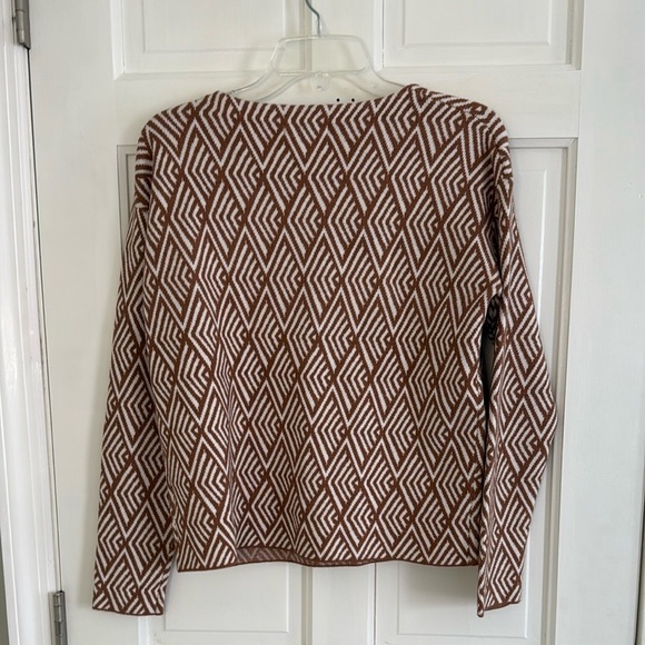 Geometric Brown and White Sweater by Halston - Picture 2 of 4